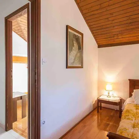 Mary Tatil Evi Ložišće