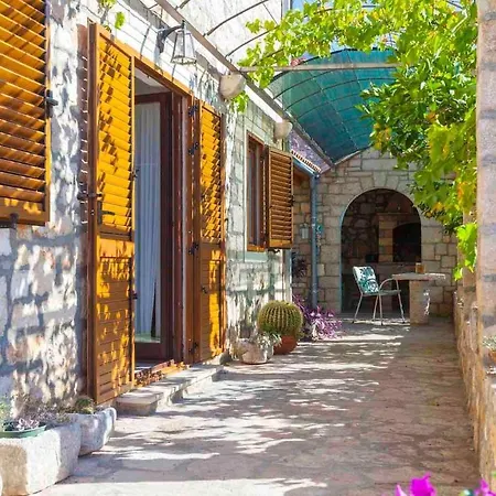 Tatil Evi Mary Ložišće