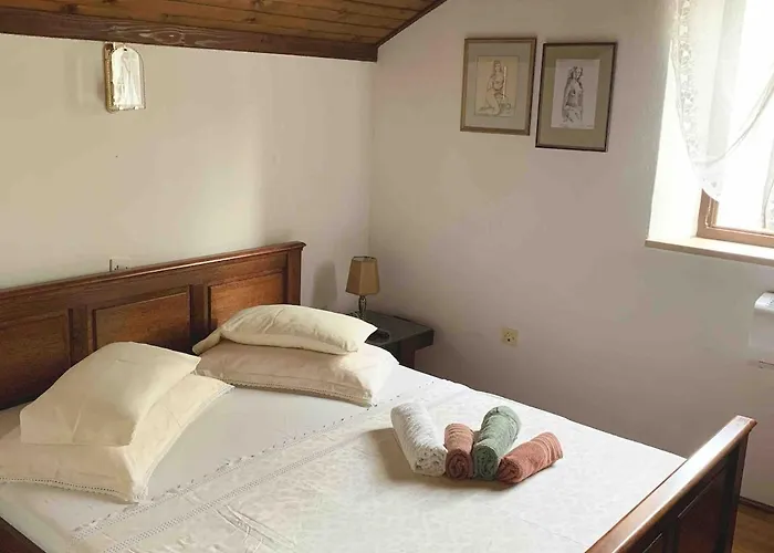 Mary בית נופש Ložišće